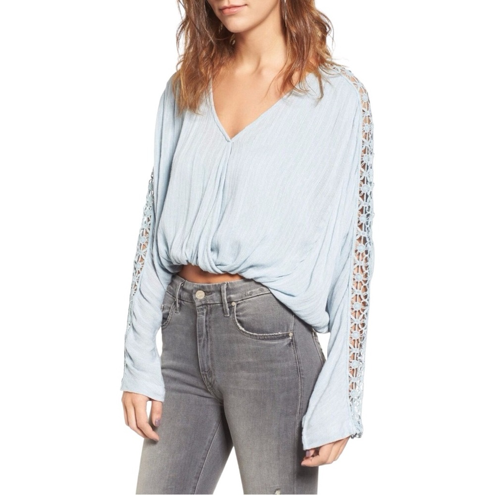 Free people Runway Crochet sleeve Top size Small Blue/grey color